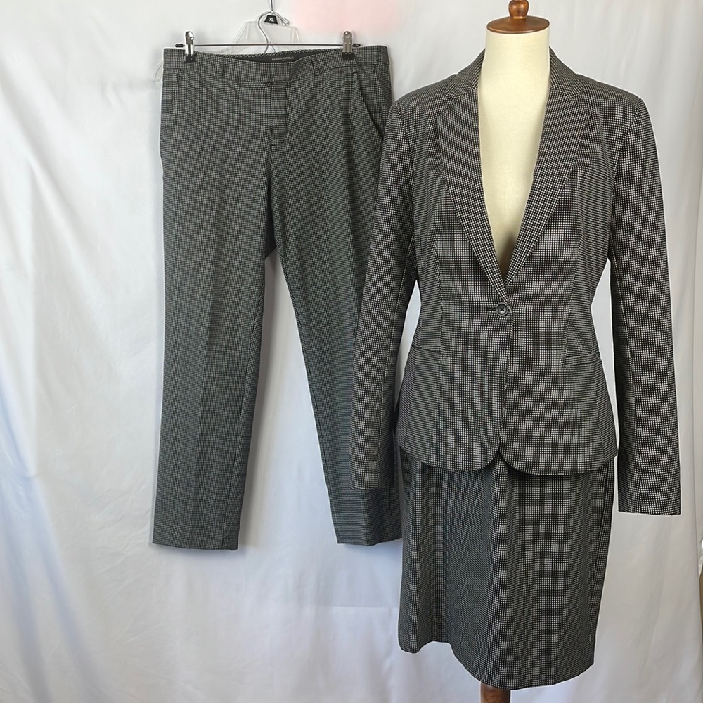Banana Republic Black & White Blazer, Trousers and Skirt Set - Size 8 and 6